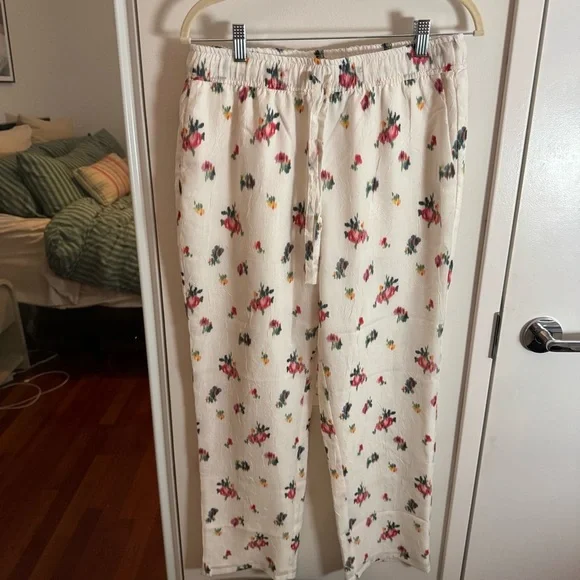 HILL HOUSE going out sleep floral pajama set - Picture 11 of 15